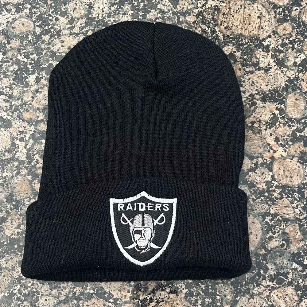 Black Raiders Beanie - Unisex
